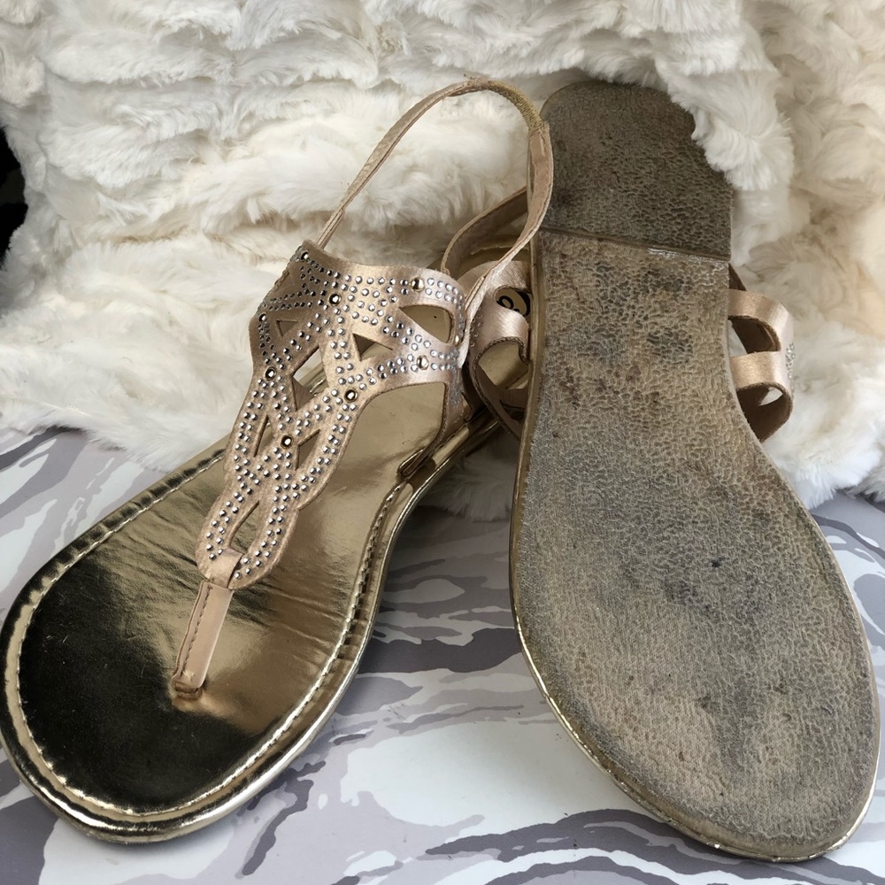 Sandals - Picture 3 of 3